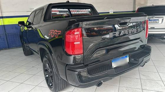 RAM RAMPAGE 2.0 HURRICANE 4 TURBO GASOLINA R/T 4X4 AUTOMÁTICO
